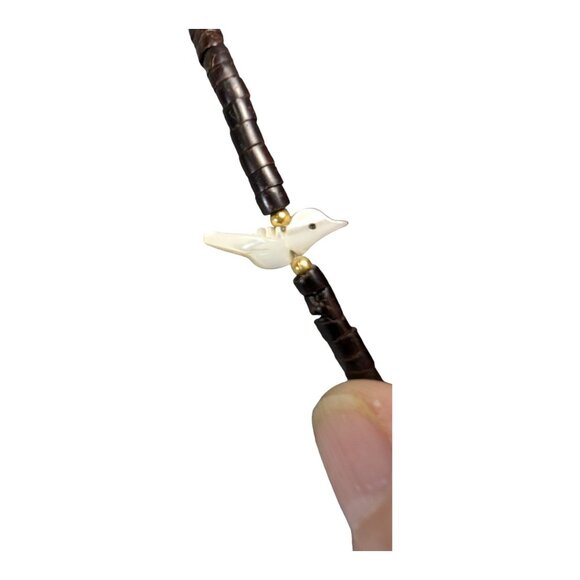 VTG Zuni Fetish Child's Necklace Carved MOP Birds on Dark Coco Heishi Beads - Picture 5 of 9